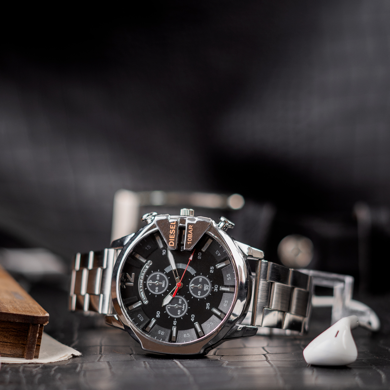 ساعت مچی DIESEL مردانه نقره ای صفحه مشکی مدل U700